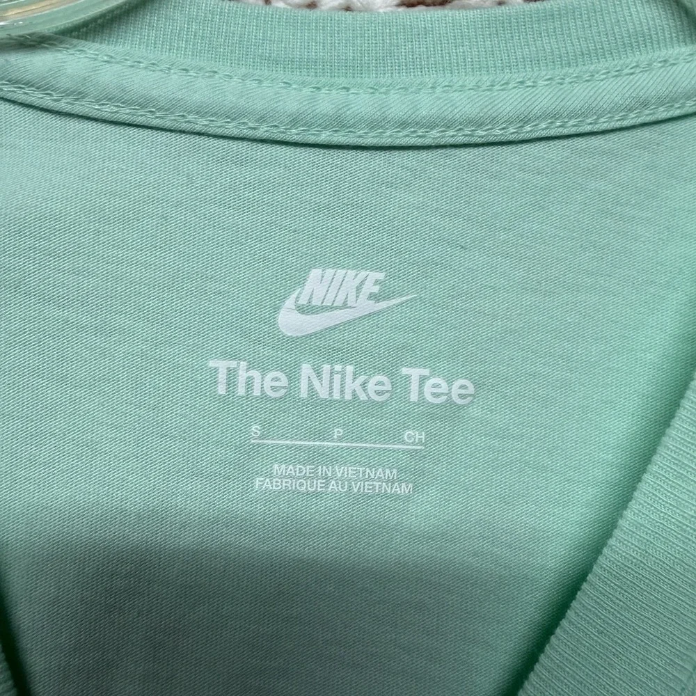 Nike Sportswear T-Shirt Mens S Green Long Slv Geometric Crew Neck 100%Cotton